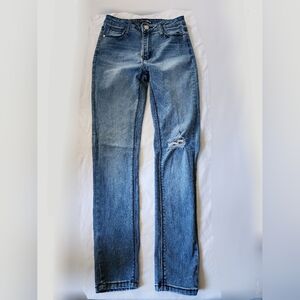 Fashion Nova Blue Denim Distressed Jeans (sz 3)